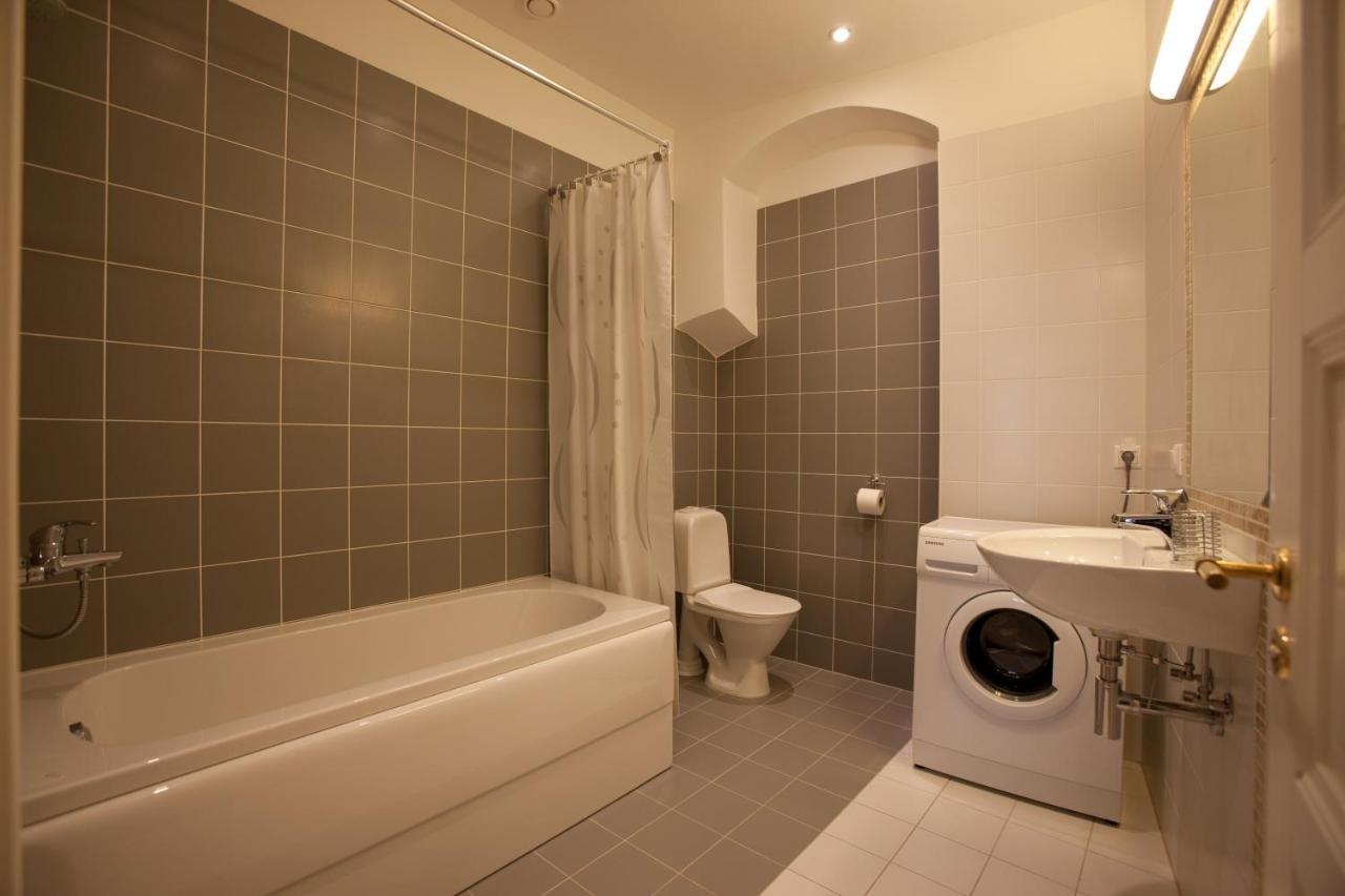 Cozy Apartment In Old Town Tallinn Room photo