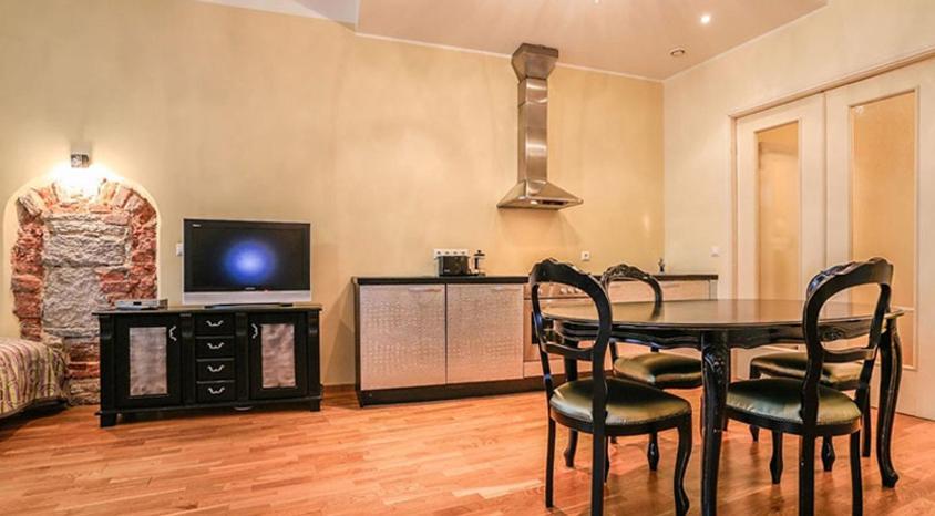 Cozy Apartment In Old Town Tallinn Room photo